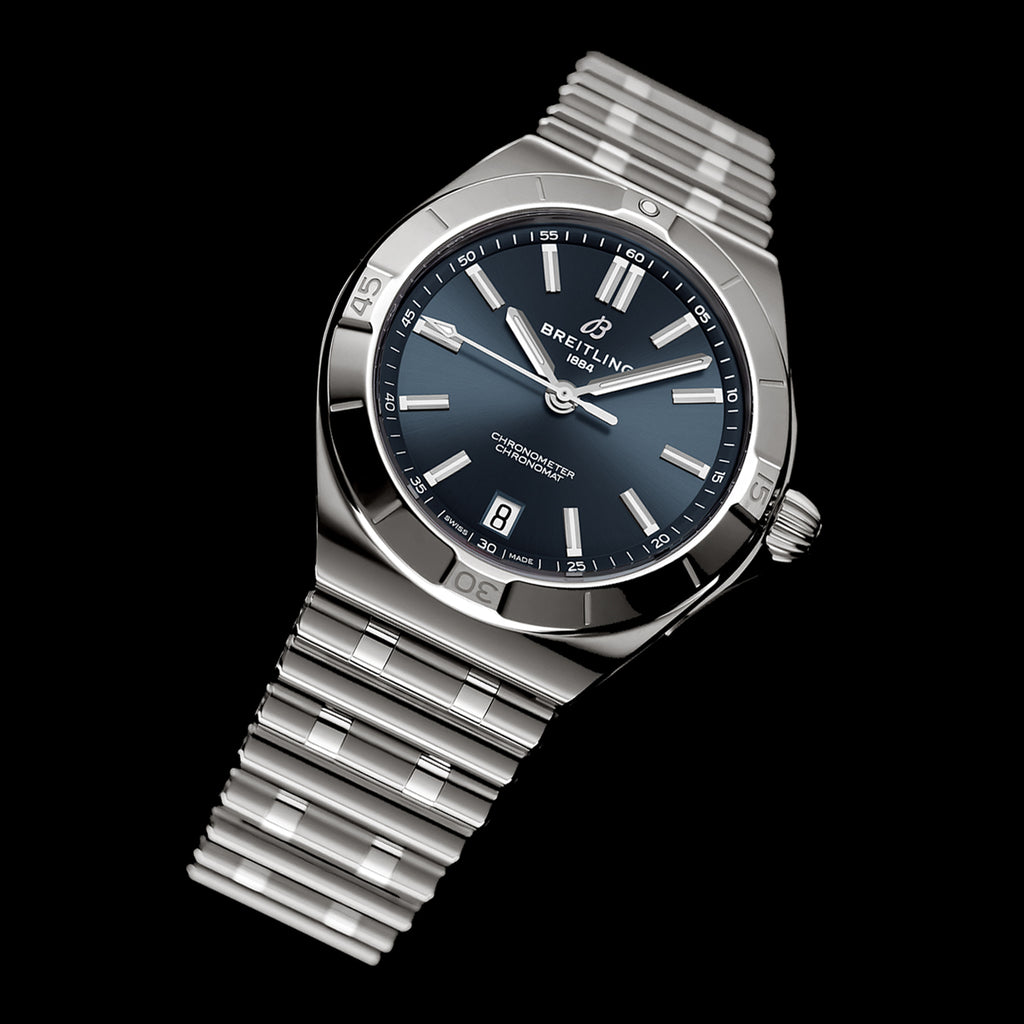 Breitling Avenger Watches | Authorized Dealer | Reis-Nichols Jewelers