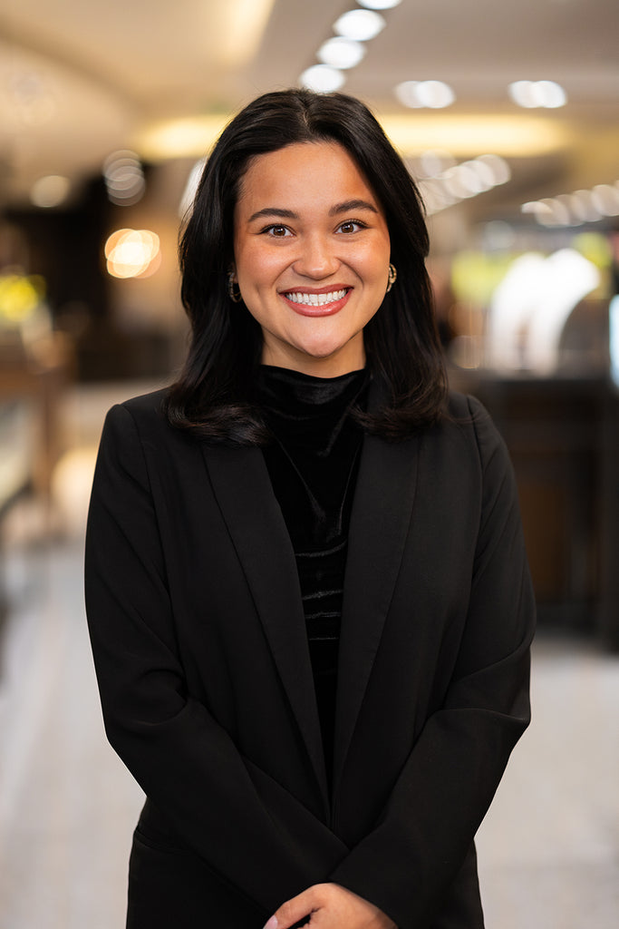 Image of Mary Tragesser-Tina Jewelry Consultant at Reis-Nichols Jewelers