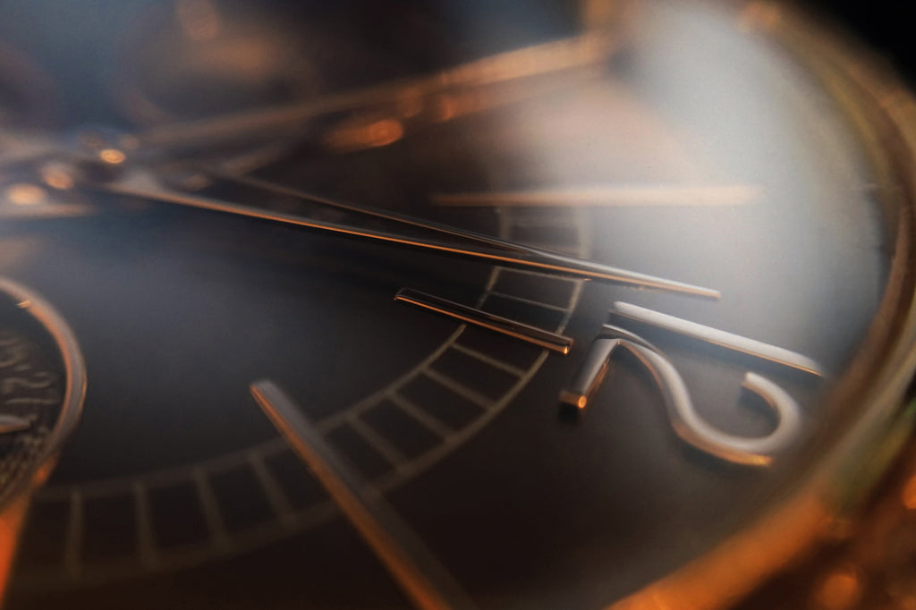 close up watch dial
