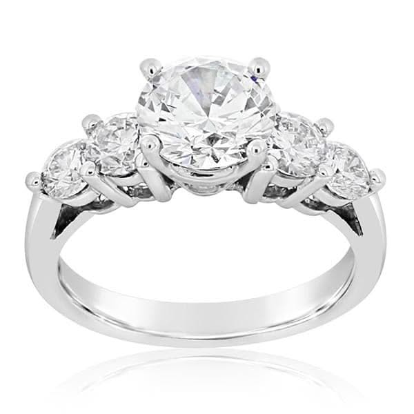 Round diamond engagement ring with side diamonds Clearance