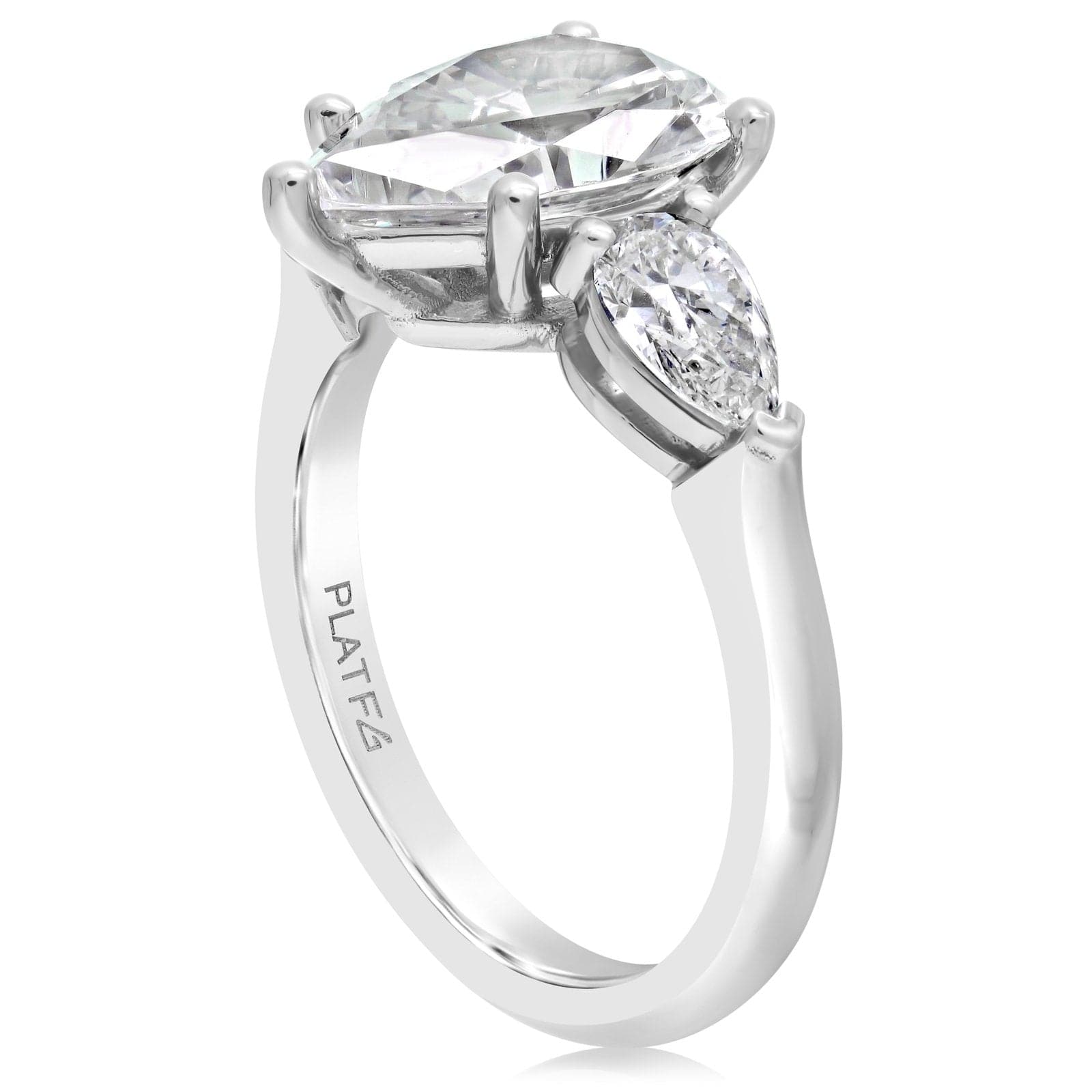 Top 20 Questions About Pear Shaped Engagement Rings – Raymond Lee Jewelers